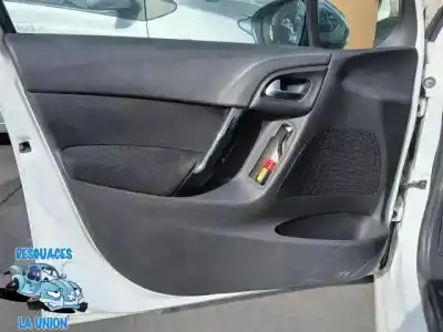 Second-hand car spare part left front door trim for citroen c3 collection oem iam references 