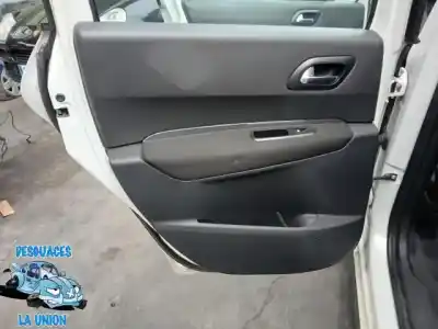 Pezzo di ricambio per auto di seconda mano rivestimento portiera posteriore sinistra per peugeot 3008 sport pack riferimenti oem iam 