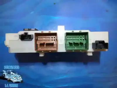 Peça sobressalente para automóvel em segunda mão caixa de fusíveis e relés por land rover freelander (lr2) td4 e referências oem iam ag9t14d572la