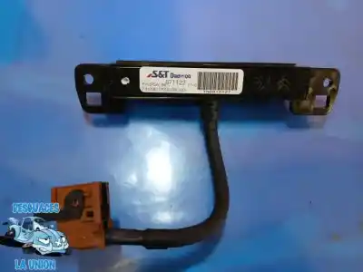 Pezzo di ricambio per auto di seconda mano  per CITROEN C4 PICASSO  Riferimenti OEM IAM 9667112277 0 150915127 RS008C003 Pezzo di ricambio per auto di seconda mano  per CITROEN C4 PICASSO  Riferimenti OEM IAM 9667112277 0 150915127 RS008C003