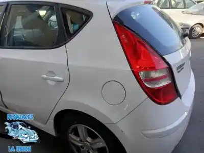 Recambio de automóvil de segunda mano de ALETA TRASERA IZQUIERDA para HYUNDAI I30 Comfort referencias OEM IAM   