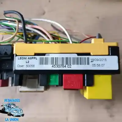 Pièce détachée automobile d'occasion BOÎTES À FUSIBLES pour PEUGEOT 208  Références OEM IAM 9804848480 50056 453078402