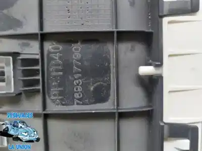 Peça sobressalente para automóvel em segunda mão quadrante por peugeot 208 style referências oem iam 9813848780  