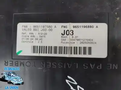 Pezzo di ricambio per auto di seconda mano SCATOLA RELÈ/FUSIBILI per PEUGEOT 307 CC (S1) 2.0 Riferimenti OEM IAM 9651197580A  