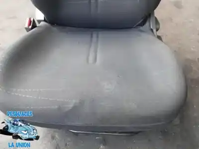 Second-hand car spare part left front seat for toyota yaris connect oem iam references 