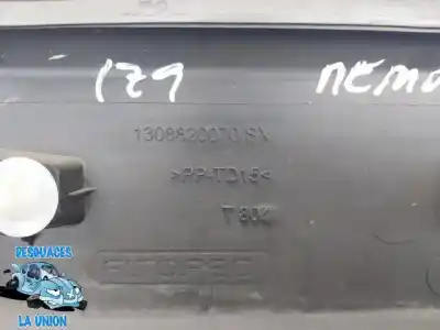Peça sobressalente para automóvel em segunda mão Moldagem por CITROEN NEMO Attraction Referências OEM IAM 1308820070SX T804 1308820070 SX