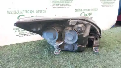 Peça sobressalente para automóvel em segunda mão farol / farolim esquerdo por ford focus berlina (cb4) titanium 109 cv / 80 kw referências oem iam 8m5113w030ce  