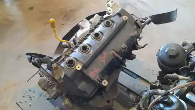 Second-hand car spare part complete engine for renault clio iii 20 aniversario oem iam references d4f740  