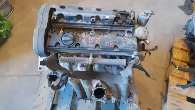Pièce détachée automobile d'occasion MOTEUR COMPLET pour PEUGEOT 406 BERLINA (S1/S2)  Références OEM IAM 6FZ  