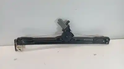 Recambio de automóvil de segunda mano de ELEVALUNAS DELANTERO IZQUIERDO para IVECO DAILY FURGÓN  referencias OEM IAM 5801901053  