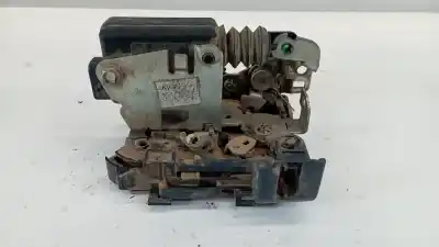 Second-hand car spare part LEFT FRONT DOOR LOCK for DACIA SANDERO  OEM IAM references 8200735227  