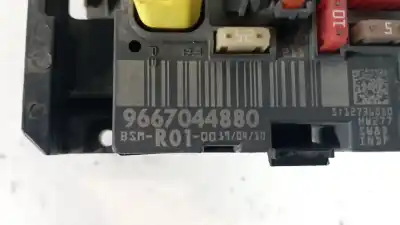 Pièce détachée automobile d'occasion BOÎTES À FUSIBLES pour CITROEN C4 GRAND PICASSO  Références OEM IAM 9667044880  