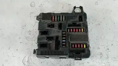Second-hand car spare part FUSE BOX UNIT for RENAULT MEGANE II BERLINA 5P  OEM IAM references 8200306033B  