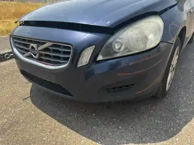 Peça sobressalente para automóvel em segunda mão farol / farolim esquerdo por volvo v60 familiar d5204t2 referências oem iam 31383066