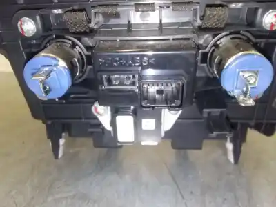 Автозапчастина б/у передні молдинги для kia niro concept посилання на oem iam 84630g5030  