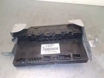 Pièce détachée automobile d'occasion boîtes à fusibles pour mercedes-benz clase e (w211) berlina e 220 cdi (211.008) références oem iam 5dk008047