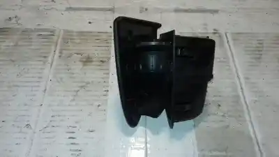 Pièce détachée automobile d'occasion cendrier pour mercedes-benz clase e (w211) berlina e 220 cdi (211.008) références oem iam a2118101030