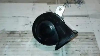 Pièce détachée automobile d'occasion klaxon / signal sonore pour mercedes-benz clase e (w211) berlina e 220 cdi (211.008) références oem iam a046467