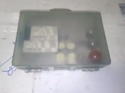 Second-hand car spare part lampholder for bmw x3 (e83) 2.0d oem iam references 63217164677  