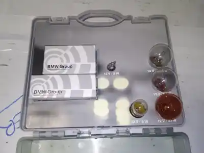 Second-hand car spare part lampholder for bmw x3 (e83) 2.0d oem iam references 63217164677  