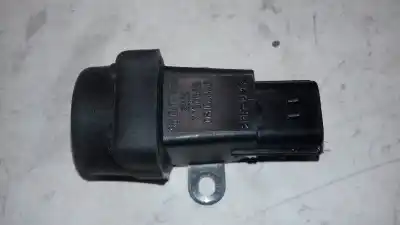 Second-hand car spare part switch for fiat bravo (198) 1.4 16v t jet sport (110kw) oem iam references 7790538  