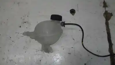 Pièce détachée automobile d'occasion vase d'expansion de liquide de refroidissement pour peugeot 208 style références oem iam 9800777280