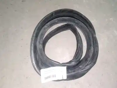 Second-hand car spare part rubber door seal for peugeot 407 sw premium oem iam references 736432  736432