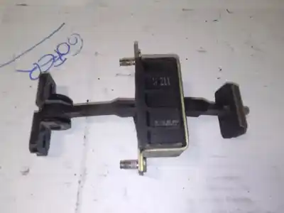 Pièce détachée automobile d'occasion retenue de porte pour mercedes-benz clase e (w211) berlina e 220 cdi (211.008) références oem iam 2117300116