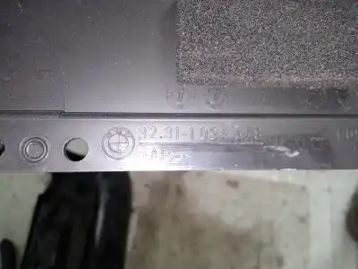 Peça sobressalente para automóvel em segunda mão moldagem por bmw x3 (e83) 2.0d referências oem iam 32311094678  