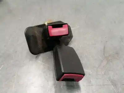 Peça sobressalente para automóvel em segunda mão chicote / encaixe cinto segurança por audi a4 berlina (8e) 1.9 tdi referências oem iam 8e0857739