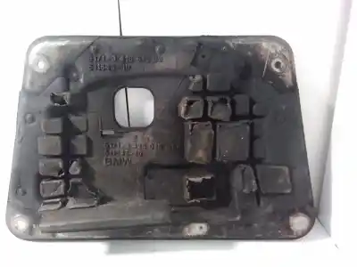 Peça sobressalente para automóvel em segunda mão moldagem por bmw x3 (e83) 2.0d referências oem iam 31103415148  