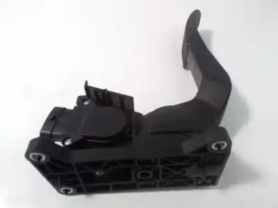 Second-hand car spare part accelerator pedal for mercedes-benz viano (w639) 2.2 cdi compacto (639.811) oem iam references a6393000704  