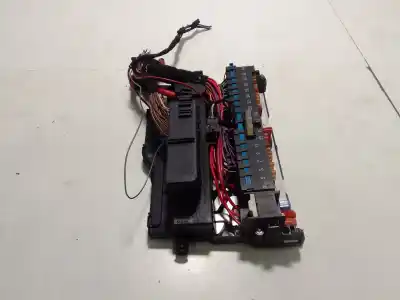 Second-hand car spare part fuse box unit for bmw x3 (e83) xdrive 20d edition exclusive oem iam references 8364540  