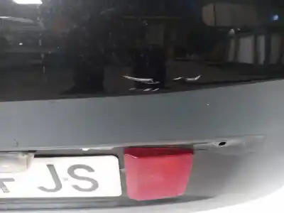 Second-hand car spare part tailgate for peugeot 407 sw sr confort oem iam references 8701 t5  