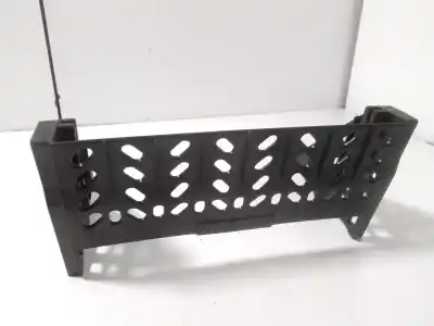 Peça sobressalente para automóvel em segunda mão moldagem por audi a4 avant (8e) 2.5 tdi (114kw) referências oem iam 8e0858075