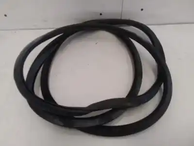 Peça sobressalente para automóvel em segunda mão junta vedante da porta por audi a4 avant (8e) 2.5 tdi (114kw) referências oem iam 8e0831721b