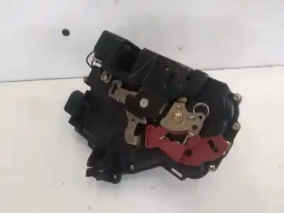 Peça sobressalente para automóvel em segunda mão fechadura da porta traseira esquerda por audi a4 avant (8e) 2.5 tdi (114kw) referências oem iam 8e0839015c