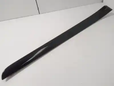 Peça sobressalente para automóvel em segunda mão moldagem por audi a4 avant (8e) 2.5 tdi (114kw) referências oem iam 8e0867410g