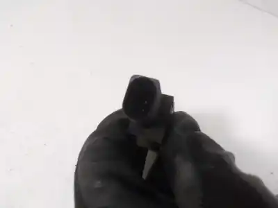 Peça sobressalente para automóvel em segunda mão sensor por audi a4 avant (8e) 2.5 tdi (114kw) referências oem iam 8e0959651  