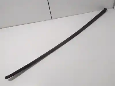 Peça sobressalente para automóvel em segunda mão moldagem por audi a4 avant (8e) 2.5 tdi (114kw) referências oem iam 8e0854327e