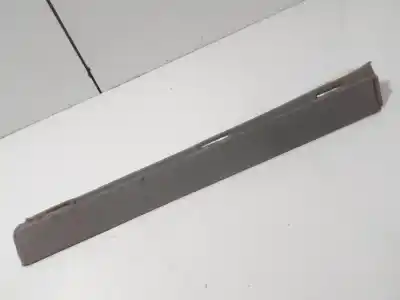 Peça sobressalente para automóvel em segunda mão moldagem por audi a4 avant (8e) 2.5 tdi (114kw) referências oem iam 8e9868583