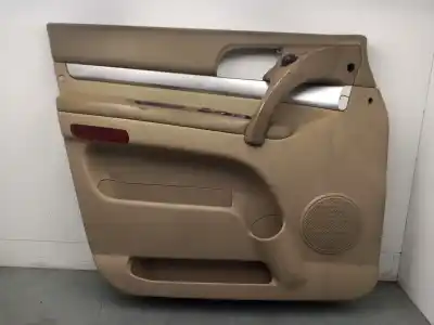 Second-hand car spare part left front door trim for ssangyong rodius xdi oem iam references 7220121000