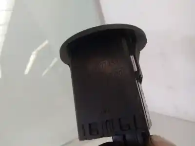 Second-hand car spare part switch for opel astra j lim. cosmo oem iam references 13577258  