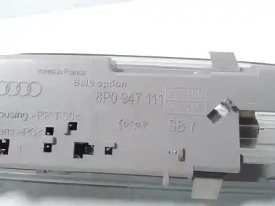 Second-hand car spare part interior light for skoda rapid elegance oem iam references 8p0947111  