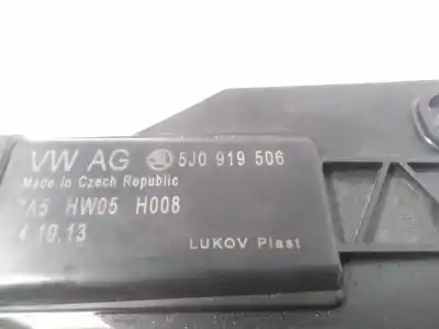 Second-hand car spare part glow plug for skoda rapid elegance oem iam references 5j0919506  