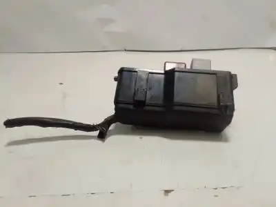Peça sobressalente para automóvel em segunda mão caixa de fusíveis e relés por toyota avensis berlina (t25) 2.0 sol sedán referências oem iam 8386p1  