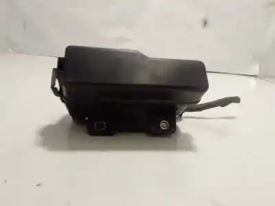 Peça sobressalente para automóvel em segunda mão caixa de fusíveis e relés por toyota avensis berlina (t25) 2.0 sol sedán referências oem iam 8386p1  