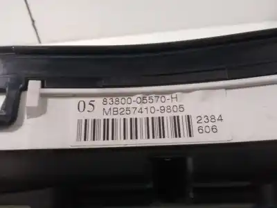 Pièce détachée automobile d'occasion compteur de vitesse tableau de bord pour toyota avensis berlina (t25) 2.0 sol sedán références oem iam 8380005570h  