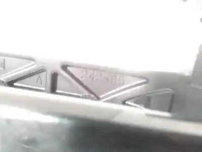 Peça sobressalente para automóvel em segunda mão puxador exterior traseiro esquerdo por toyota avensis berlina (t25) 2.0 sol sedán referências oem iam 242305  