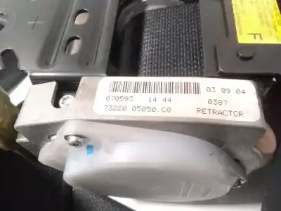 Pièce détachée automobile d'occasion ceinture de securite avant gauche pour toyota avensis berlina (t25) 2.0 sol sedán références oem iam 7322005050c0  